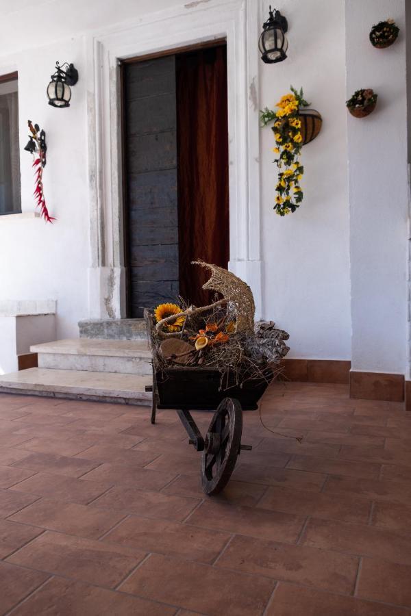 Pettorano sul Gizio "Il Miglio" Country House מראה חיצוני תמונה