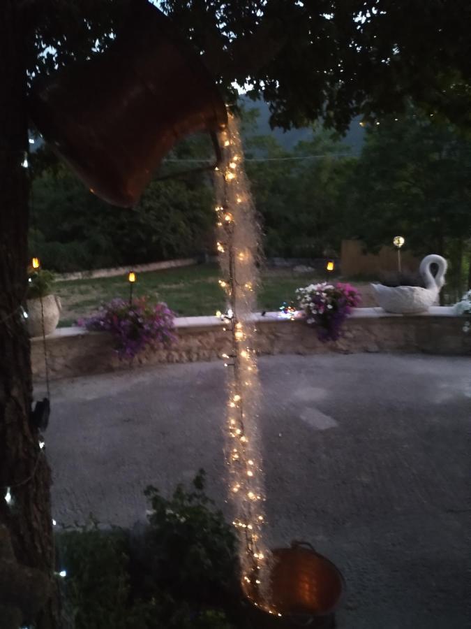 Pettorano sul Gizio "Il Miglio" Country House מראה חיצוני תמונה