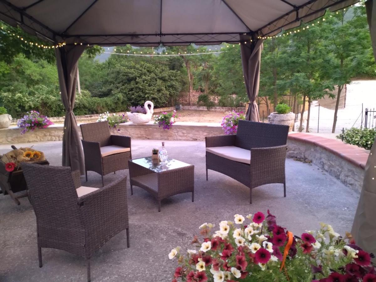 Pettorano sul Gizio "Il Miglio" Country House מראה חיצוני תמונה